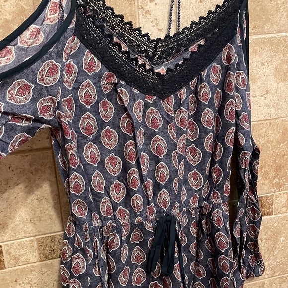 BAND of Gypsies Cold Shoulder Mini Dress size small NWOTS - Picture 1 of 7